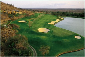 Golfing holiday Leopard Creek Golf Course
