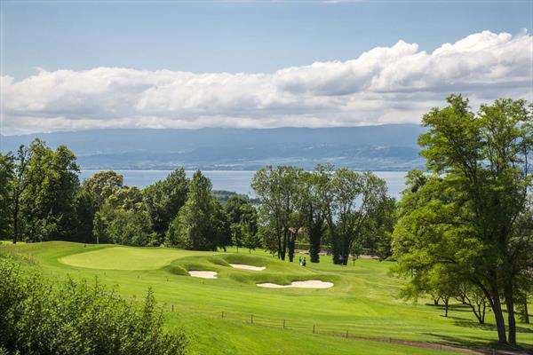 Evian Resort