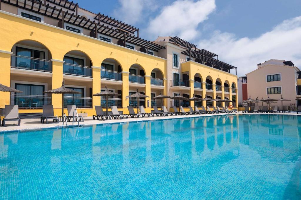Barcelo Costa Ballena Golf& Spa pool view