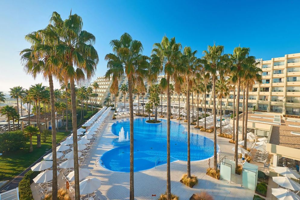 Hipotels Hotel Mediterraneo - Outdoor pool