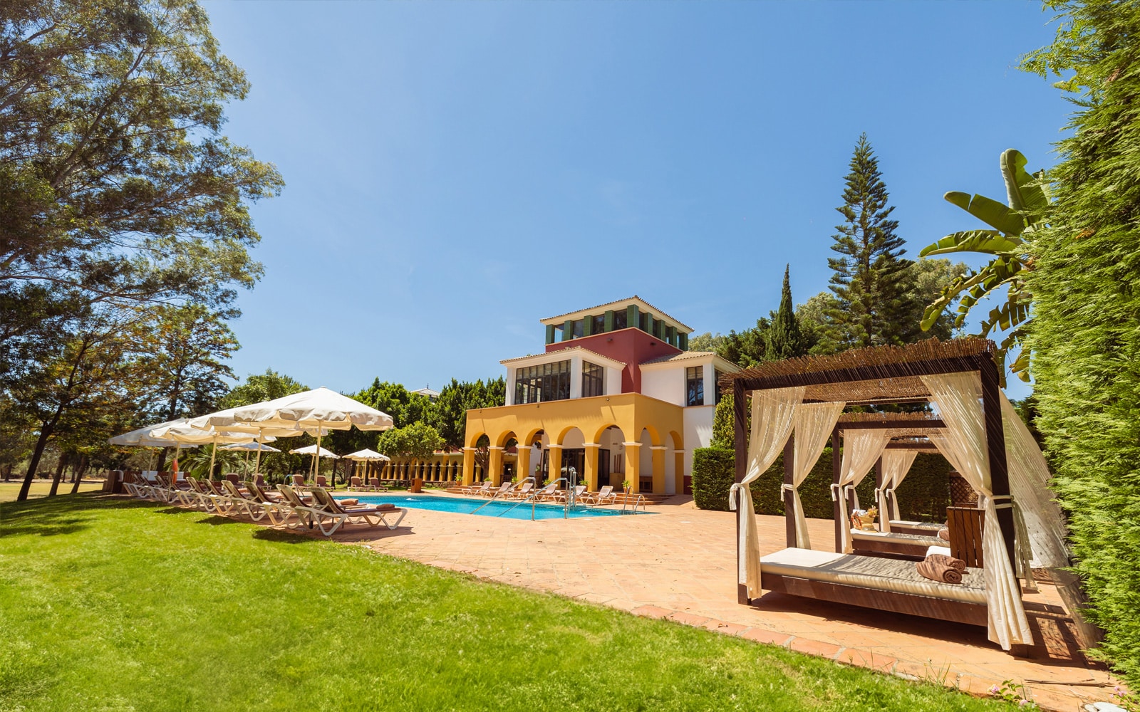 Isla Canela Golf Boutique Hotel Pool Terrace
