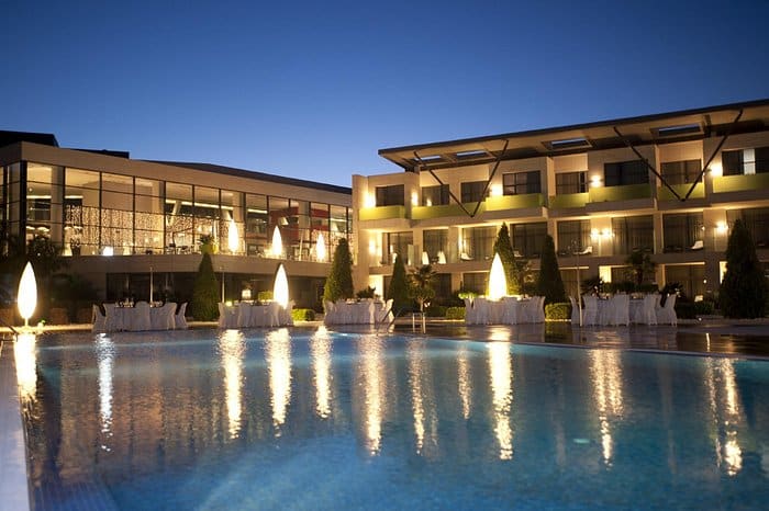 La Finca Golf & Spa Resort - Pool by night