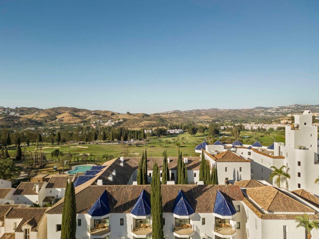 La Zambra Resort - Golf view