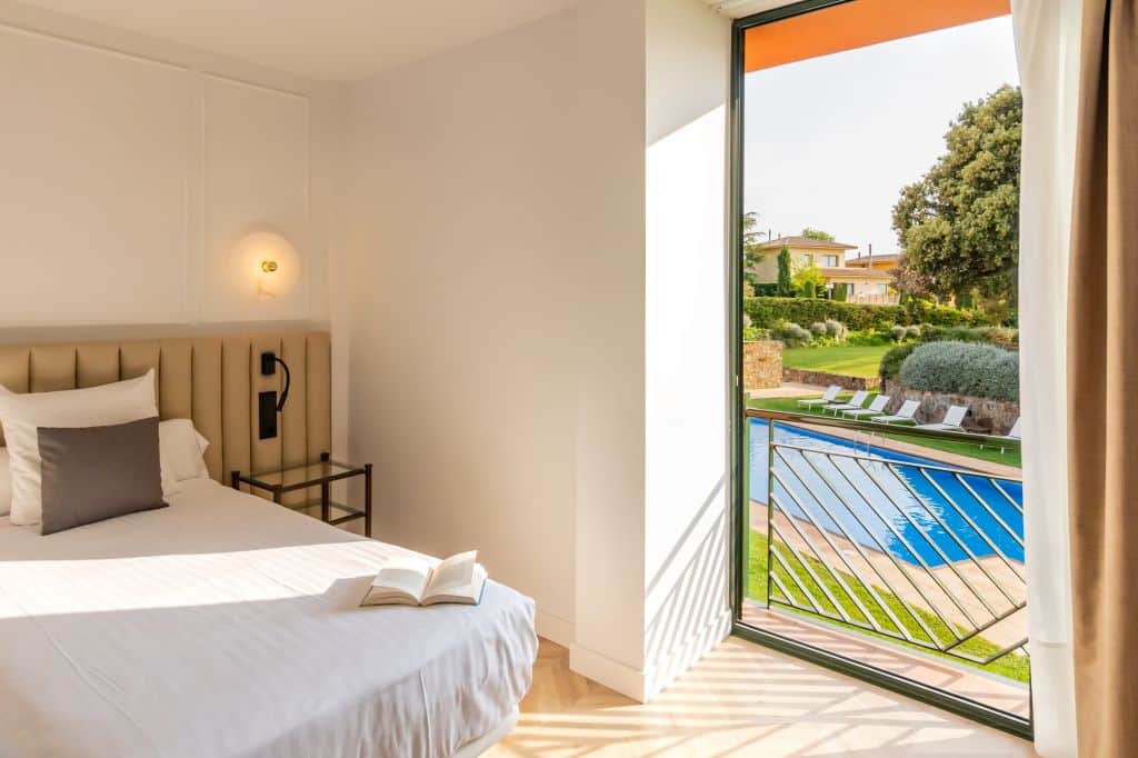 Torremirona Golf & Spa Resort - Bedroom