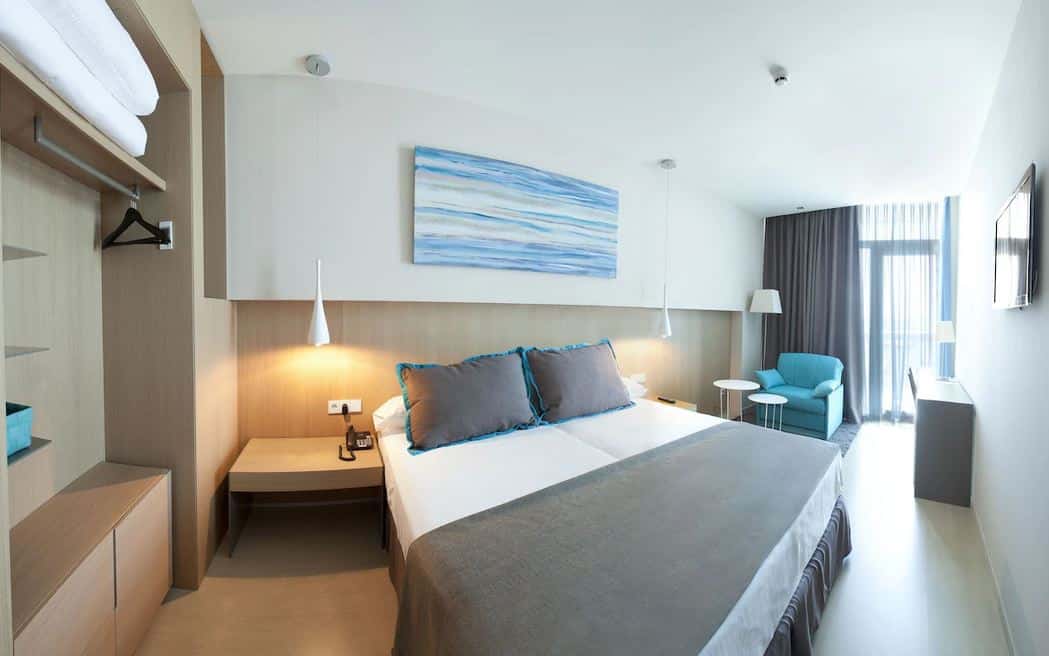 Atenea Port Barcelona - Bedroom