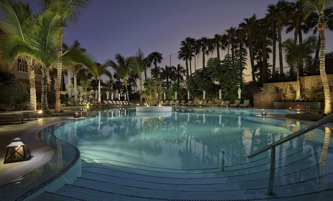 Las Madrigueras Golf Resort & Spa - Pool