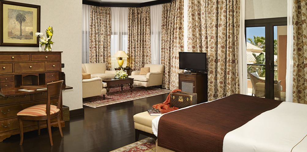 Las Madrigueras Golf Resort & Spa - Bedroom