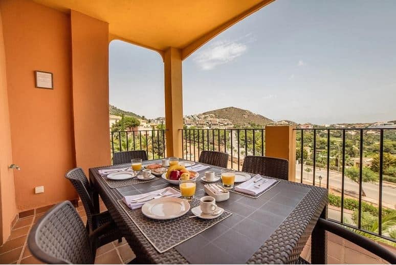 Ona Las Lomas Village - Balcony