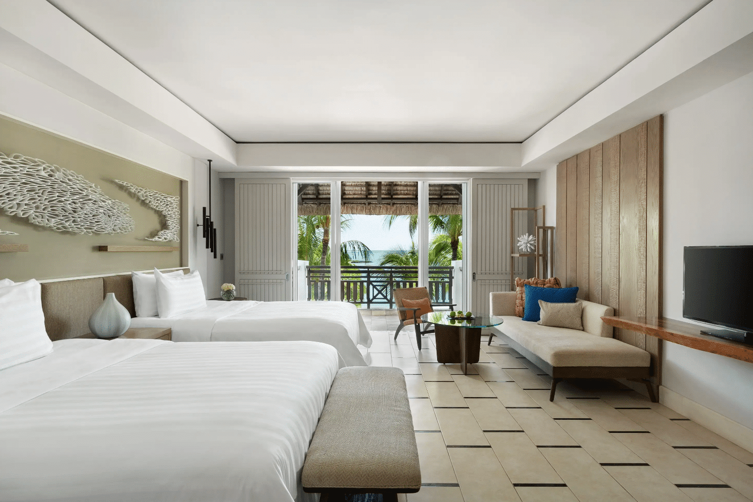 Shangri-La Le Touessrok - Bedroom