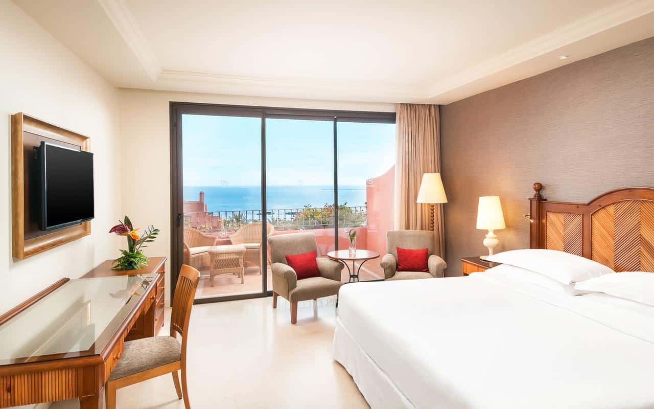 Tivoli La Caleta Tenerife Resort - Bedroom
