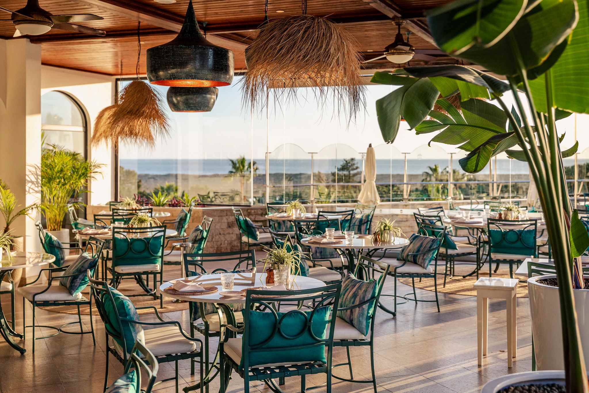 Quinta Do Lago hotel - outdoor restaurant