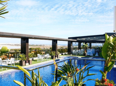 Piscine-Hotel-Dona-Monse-news