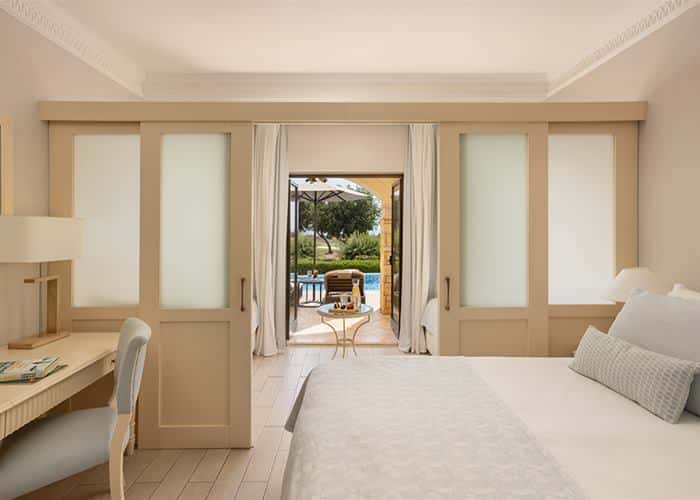 Aphrodite Hills Resort - Bedroom