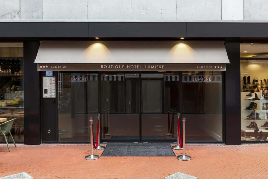 Boutique Hotel Lumiere - Entrance