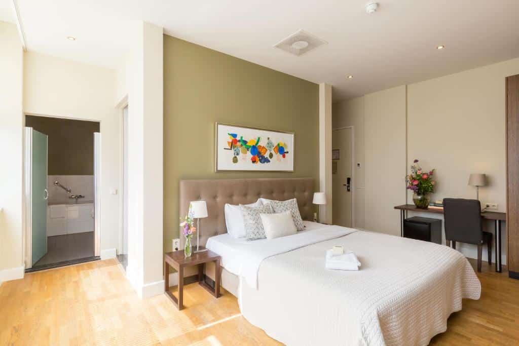 Boutique Hotel Lumiere - Bedroom