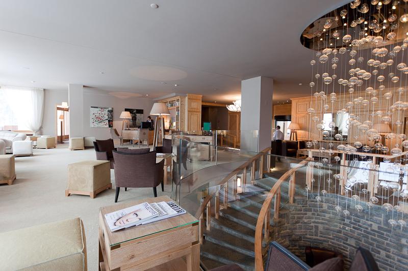 Royal Crans Montana - Lobby