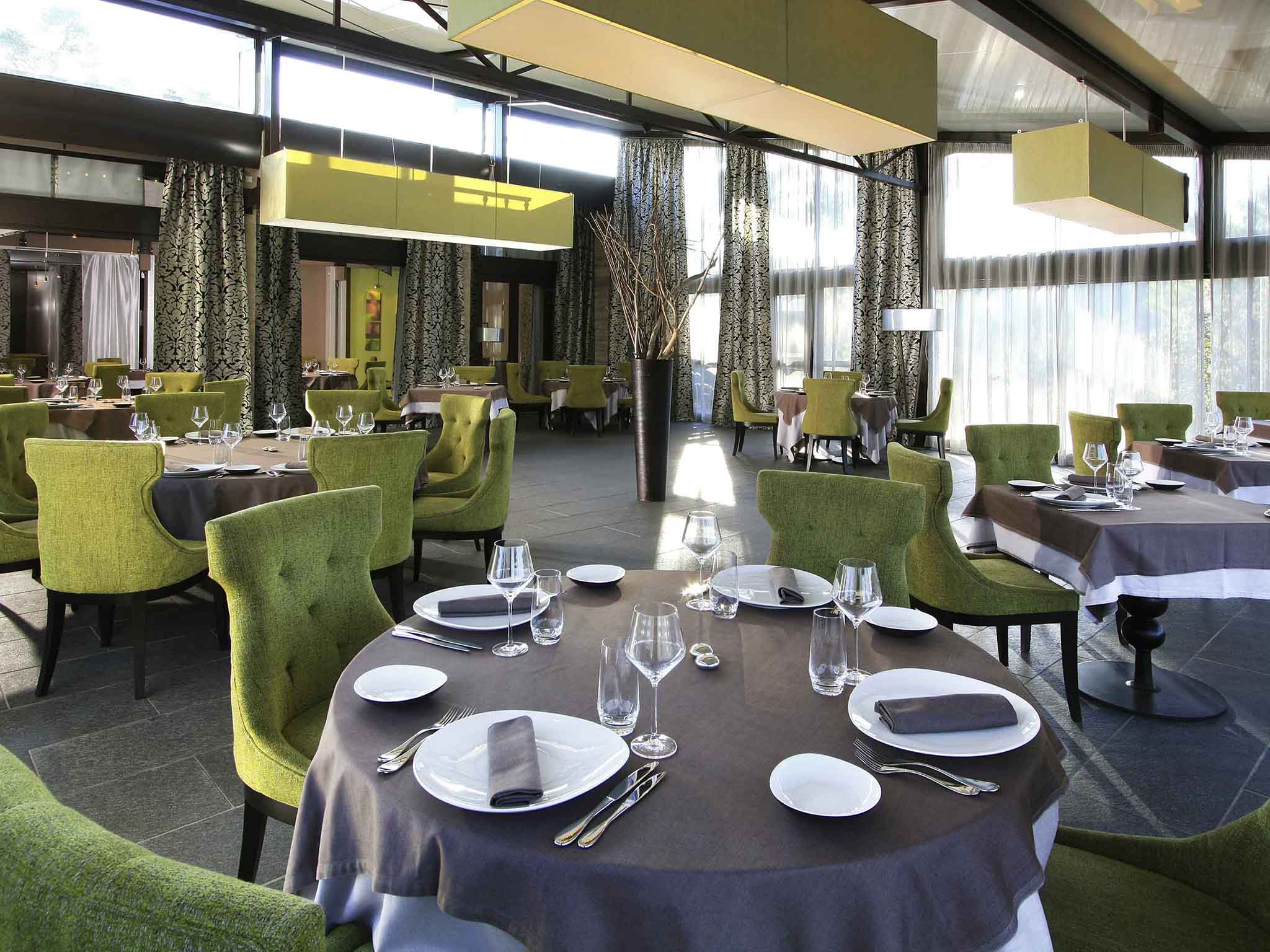 Mercure Brignoles Golf De Barbaroux - Restaurant