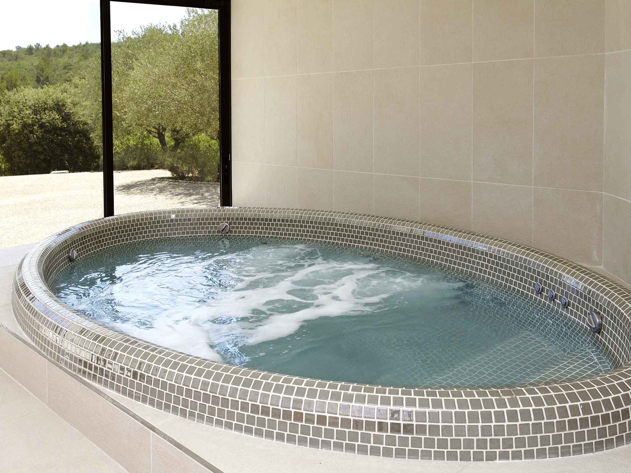 Mercure Brignoles Golf De Barbaroux - Jacuzzi