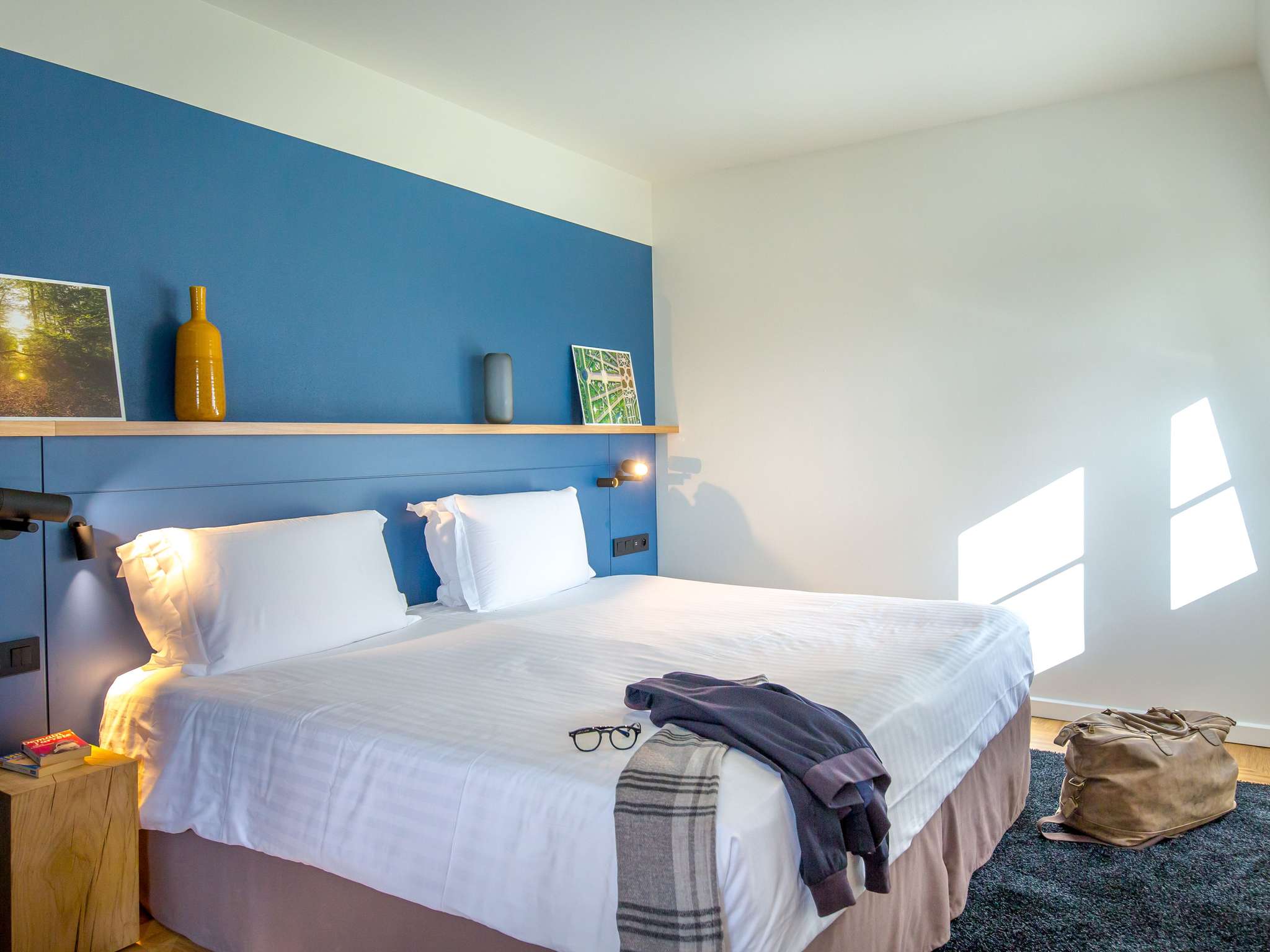 Mercure Chantilly France - Bedroom