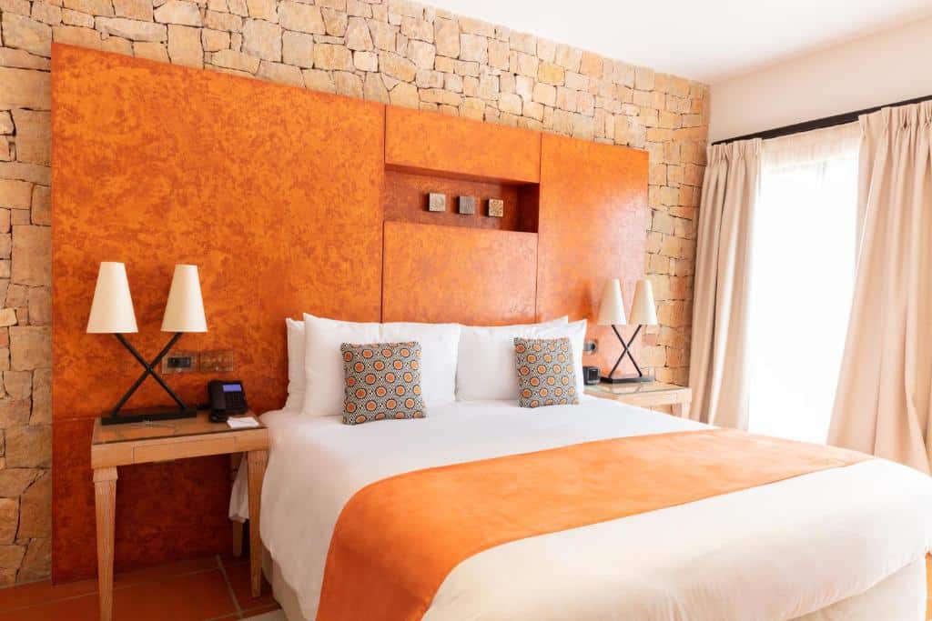Terre Blanche Hotel Spa Golf Resort - Bedroom