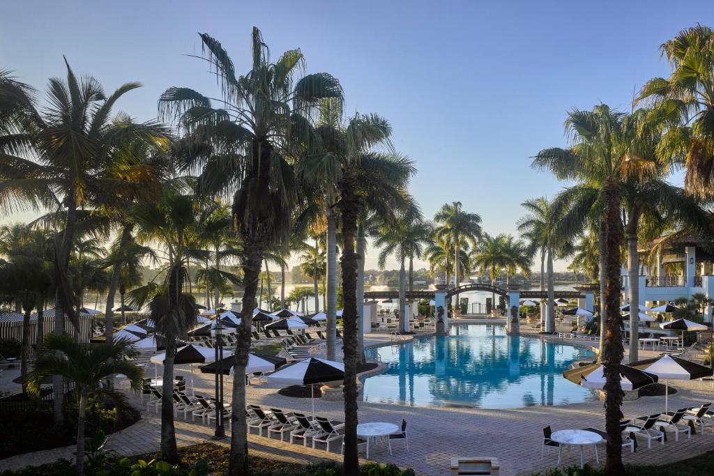 PGA National Resort & Spa - swimming pool