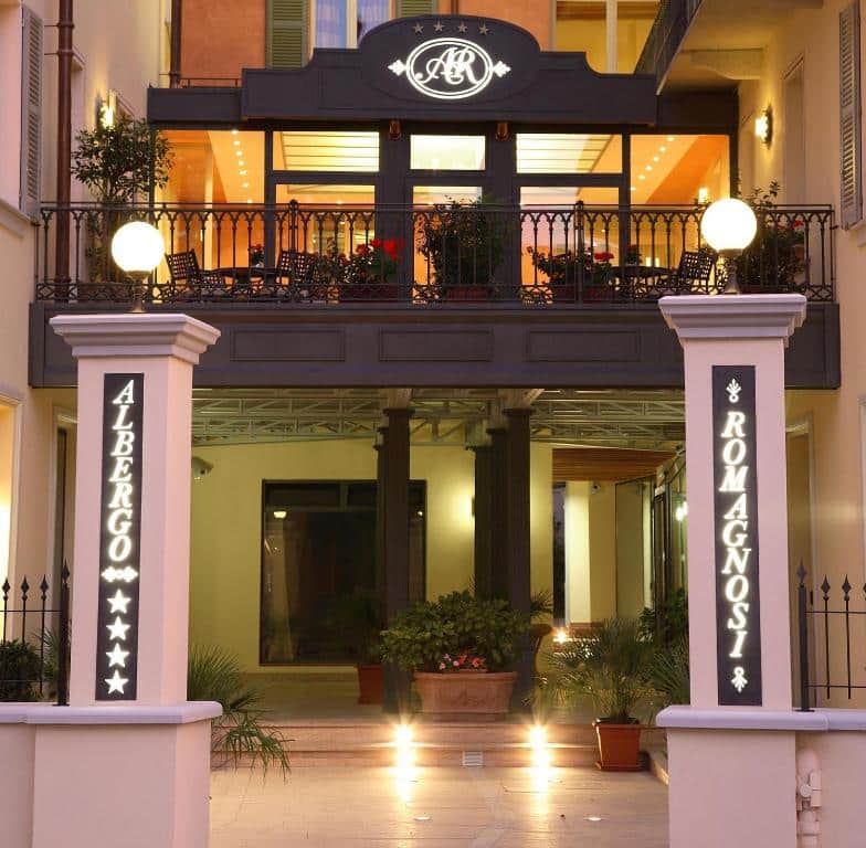 Casa Romagnosi hotel - Italy