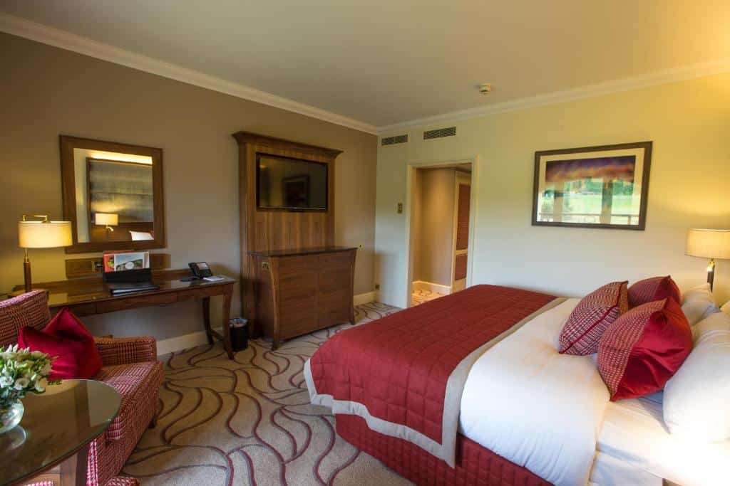 Celtic Manor The Resort - bedroom