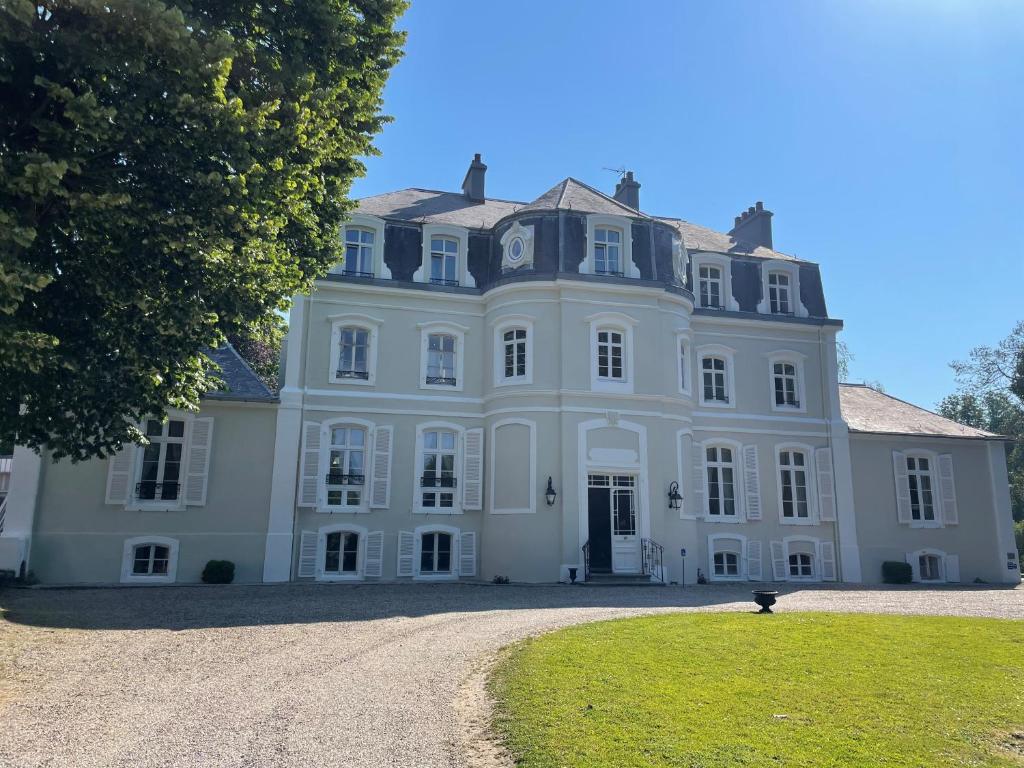 Chateau Clery - France