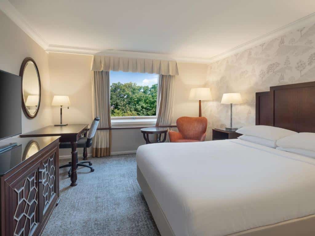 Delta Hotels by Marriott St. Pierre Country Club - bedroom