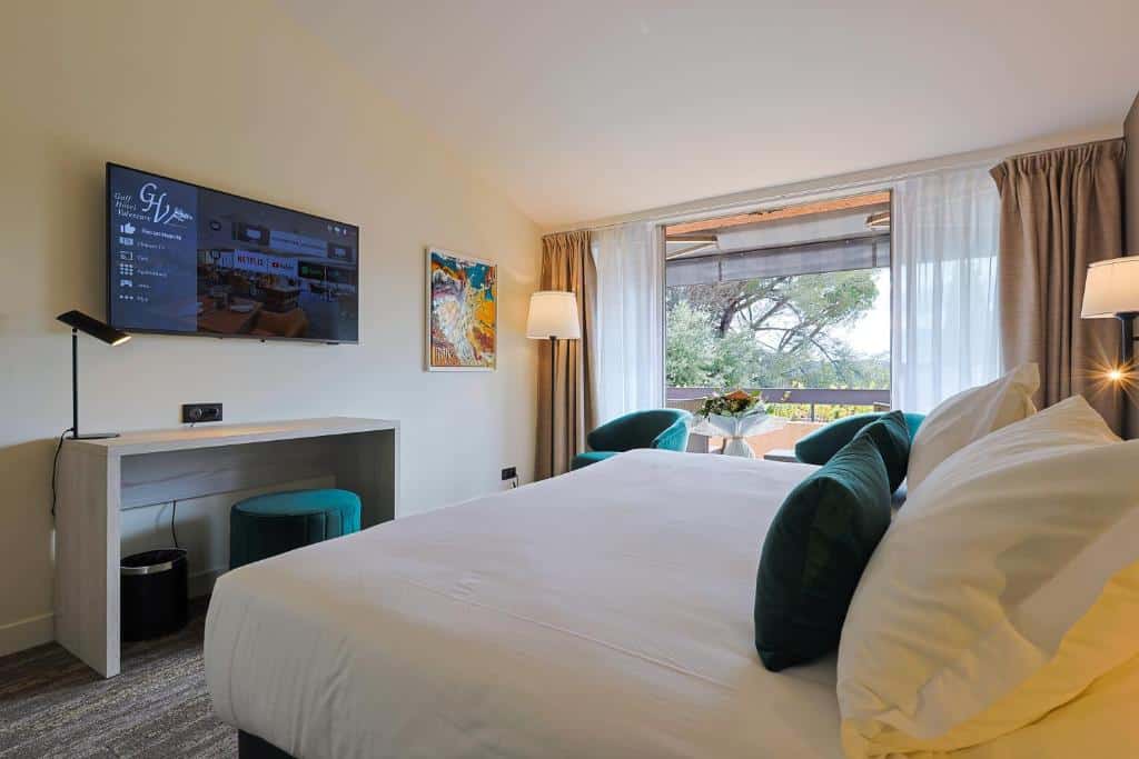 Golf Hotel Valescure - Bedroom