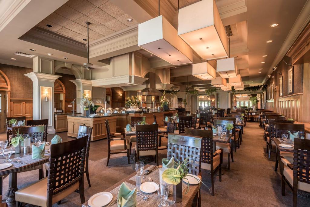 Grotto Bay Beach Resort & Spa - restaurant