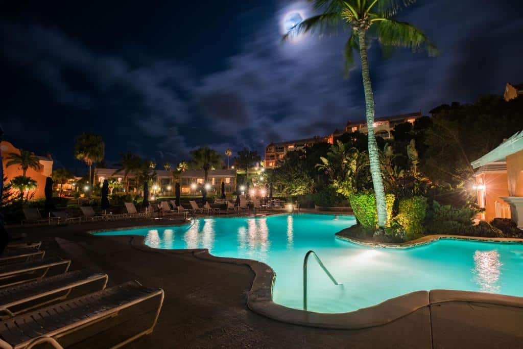 Grotto Bay Beach Resort & Spa - swimming pool