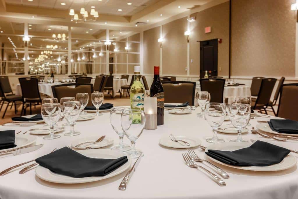 Hilton Promenade at Branson Landing - restaurant