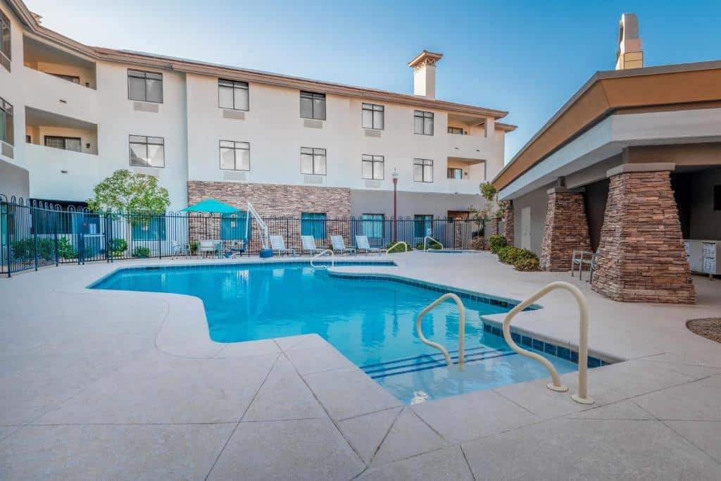 Holiday Inn Express St George - swimming pool
