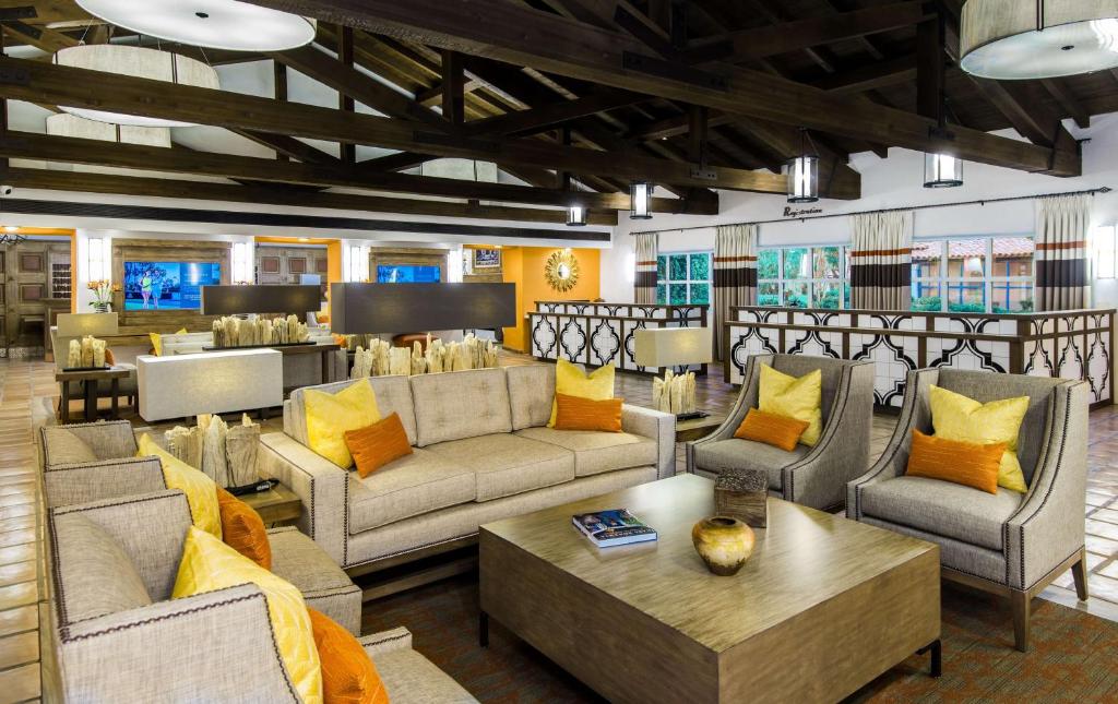 La Quinta Resort & Club - sitting room