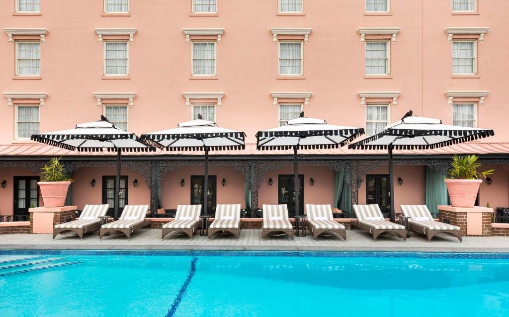 Mills House Wyndham Grand Hotel - swimming pool