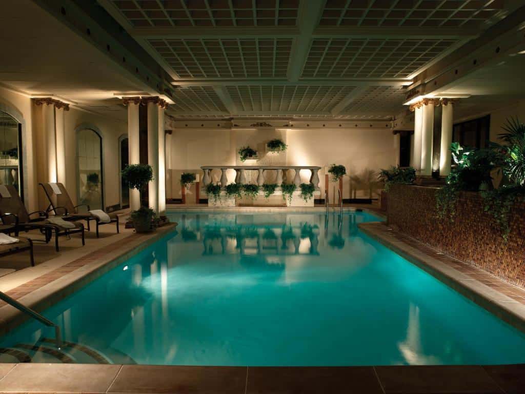 The Peabody Memphis - swimming pool