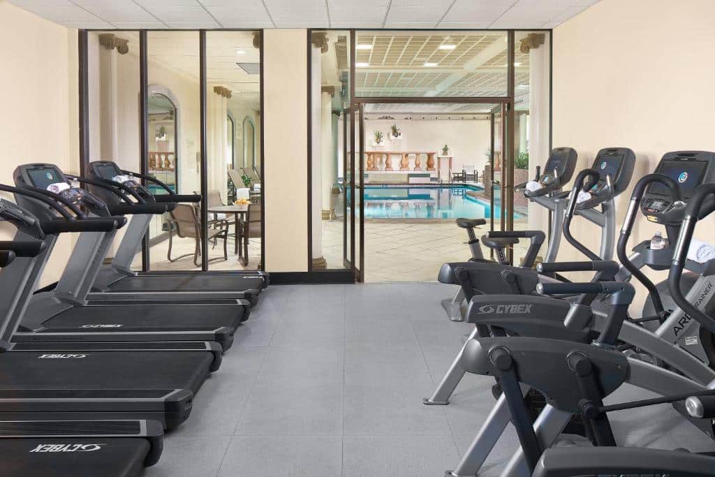 The Peabody Memphis - gym