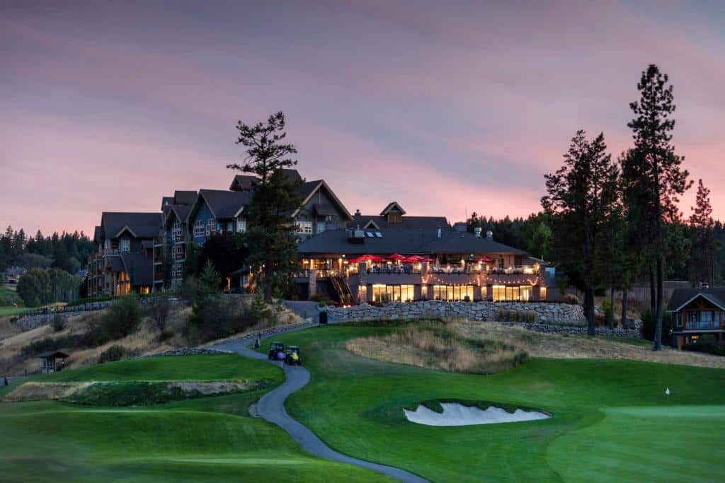 Predator Ridge Resort - Canada