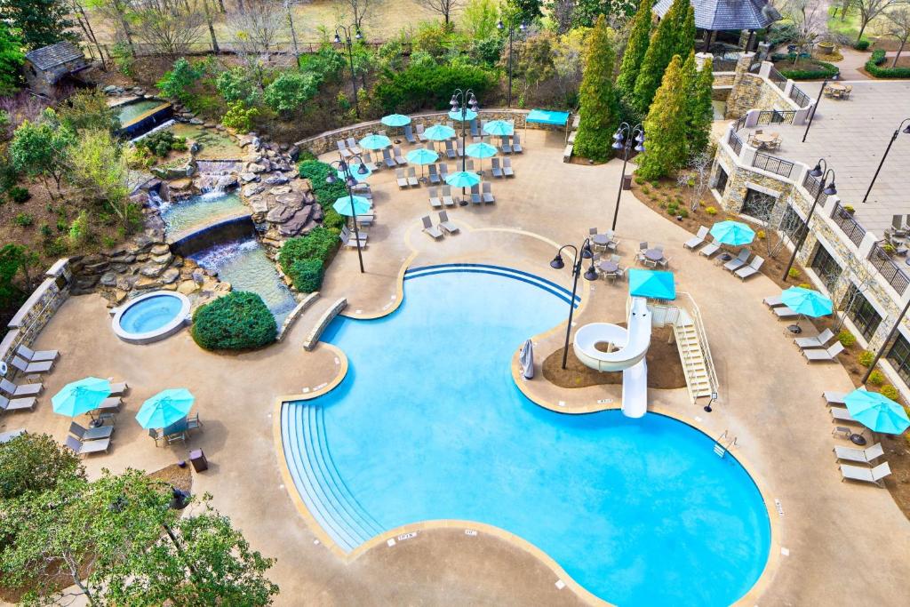 Rennaisance Birmingham Ross Bridge Golf Resort & Spa - swimming pool