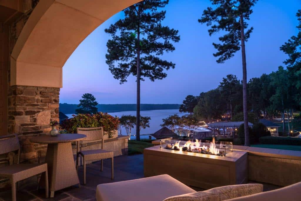 Reynolds Lake Oconee - outdoor area