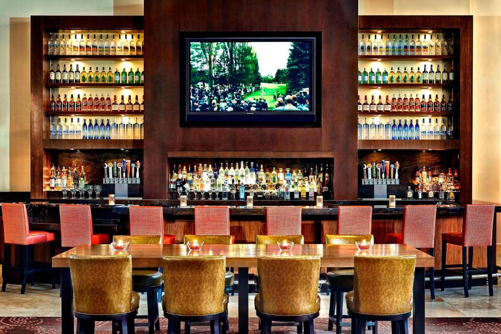 Scottsdale Marriott at McDowell Mountains - bar