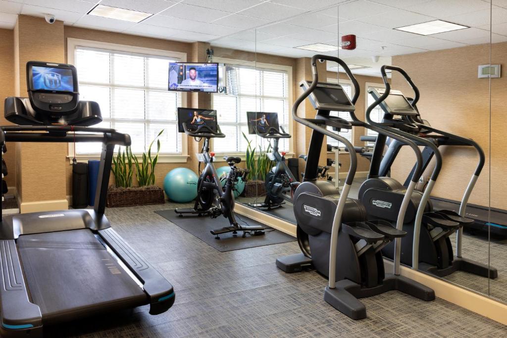 The Inn & Club at Harbour Town - gym
