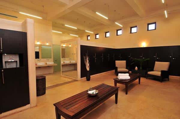 Clubhouse,-changing-rooms796